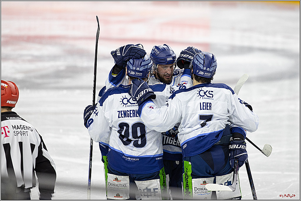 PENNY DEL;  Koelner Haie - Straubing Tigers; Koeln, 28.12.2022